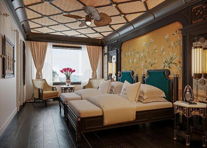 Khu nghỉ mát Orient Legacy Cruise Hạ Long
